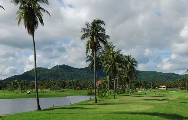 bunker, eastern star country club, pattaya, thailand