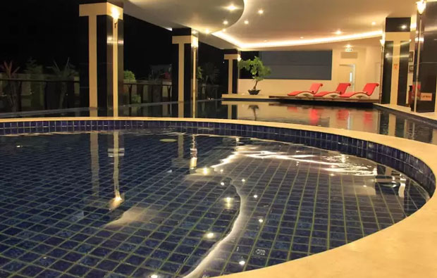 Grand Savero Hotel Indoor Pool