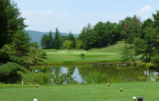 Green Highland Country Club Tee Box