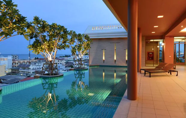 Hisea Huahin Hotel Swimming Pool