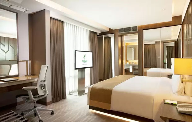 Holiday inn Jakarta Room