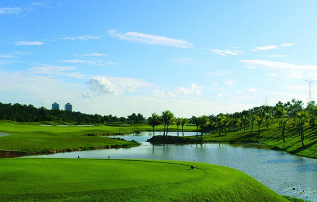 water hazard  Impian Golf Country Club, kuala lumpur, malaysia