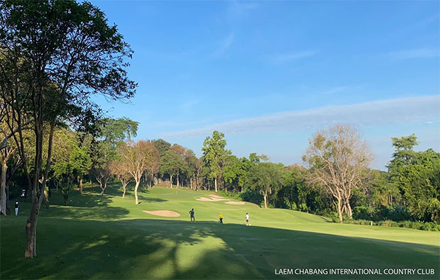 Laem Chabang International Country Club - Approach