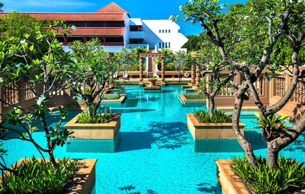 Le Meridien Angkor Swimming Pool