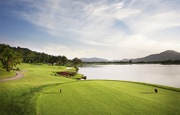 17th hole loch palm golf club, phuket