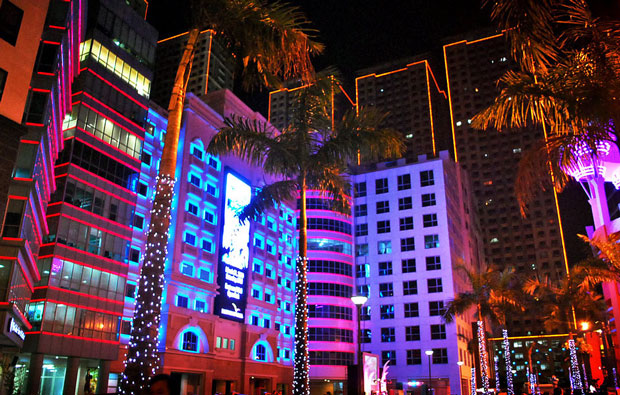 Casinos & Nightlife in Manila