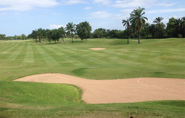 Mission Hills Golf Club Kanchanaburi - Approach