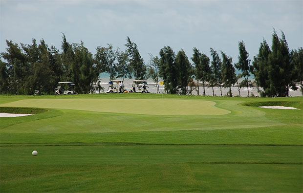 Mong Cai International Golf Club - Green
