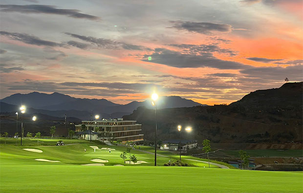 Montaña Golf Course Clubhouse
