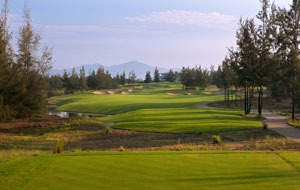 Montgomerie Links