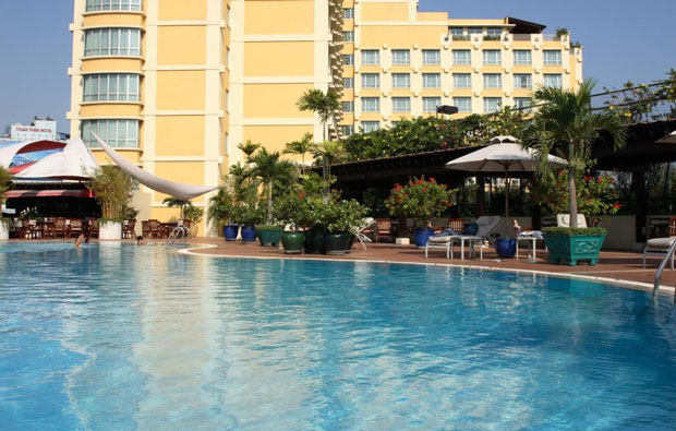 New World Hotel Saigon Pool