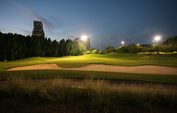 night golf at al hamra golf club, dubai, united arab emirates