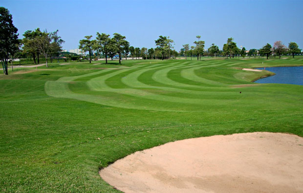 Panya Indra Golf Course tee box
