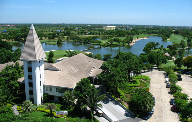 clubhouse, royal gems golf club, bangkok, thailand