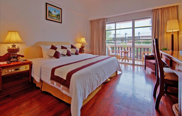 Hotel Somadevi Angkor Resort Bedroom