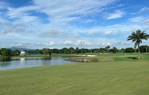 The Country Club Fairway