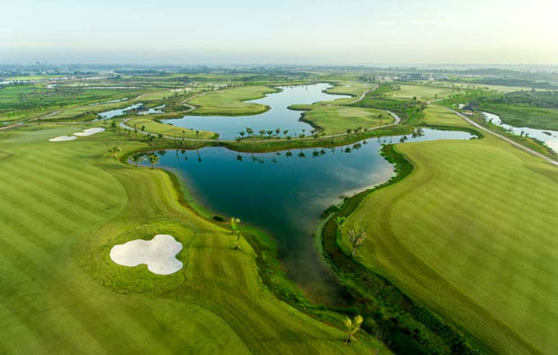 West Lakes Golf & Villas Fairways
