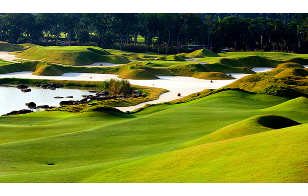 Large bunkers at Laguna National World Classic Course, Singapore