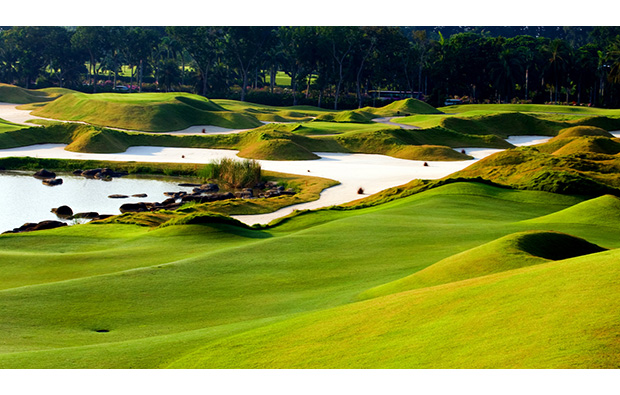 Large bunkers at Laguna National World Classic Course, Singapore